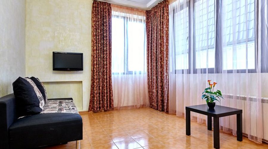 Стандартный 4-местный 1-комнатный (без балкона)