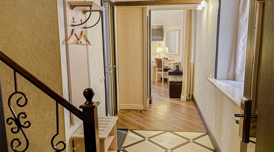 Семейный полулюкс