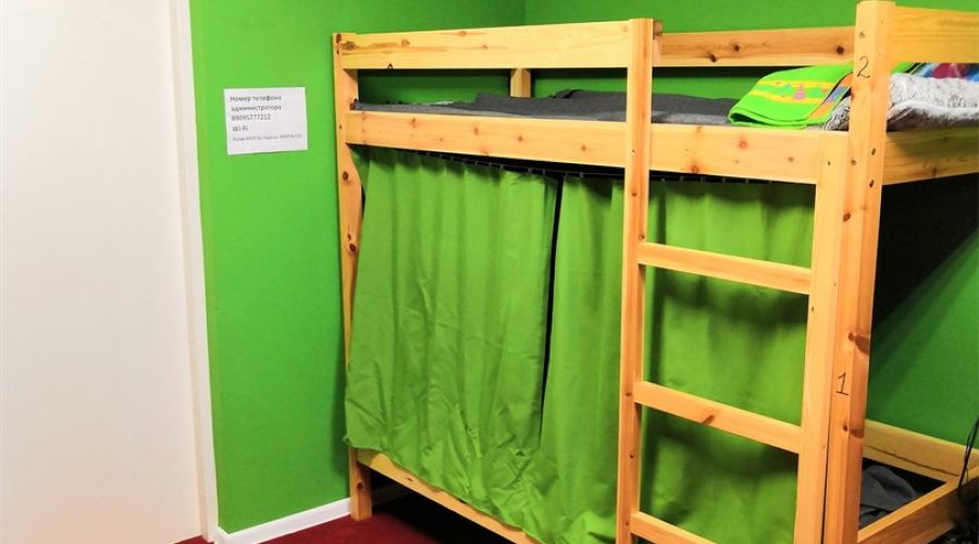 Кровать в общем номере для мужчин
