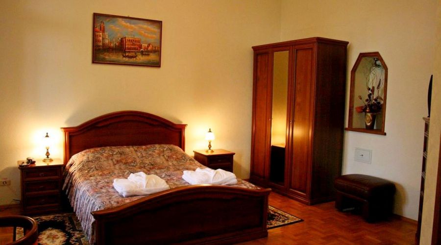 3-х комнатный 2-х местный Апартамент (Главный корпус)