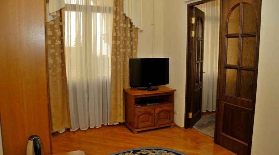 3-х комнатный 3-х местный Стандарт семейный (Главный корпус)