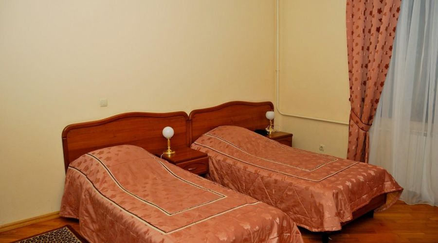 Однокомнатный 2-х местный (две отдельные кровати) Стандарт (Главный корпус)