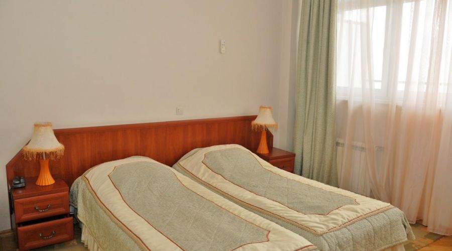 2-х местный (две отдельные кровати) Стандарт 8-й этаж (Приморский корпус)