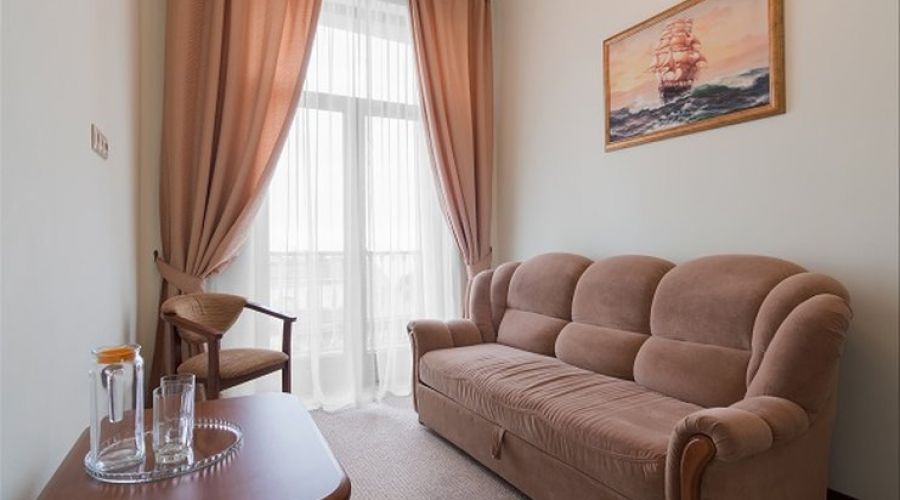 Джуниор сюит 2-местный (С2м2к1)