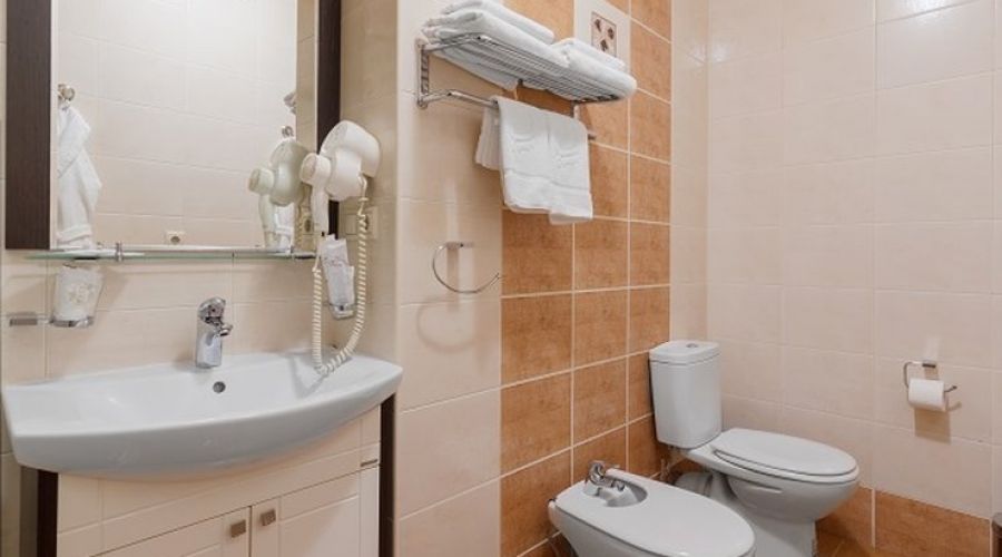 Джуниор сюит 2-местный (С2м2к1)