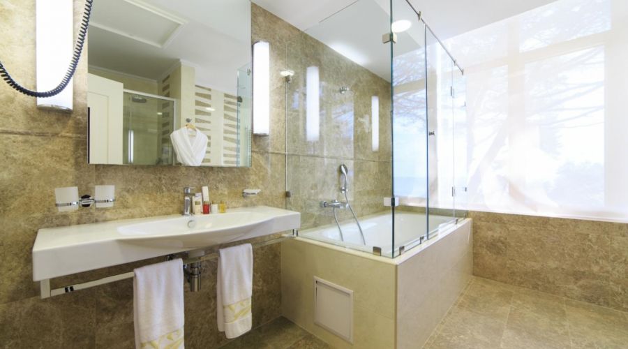 Двухместный двухкомнатный номер "Люкс"