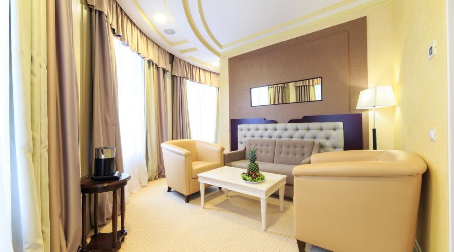 Двухместный двухкомнатный номер "Люкс"