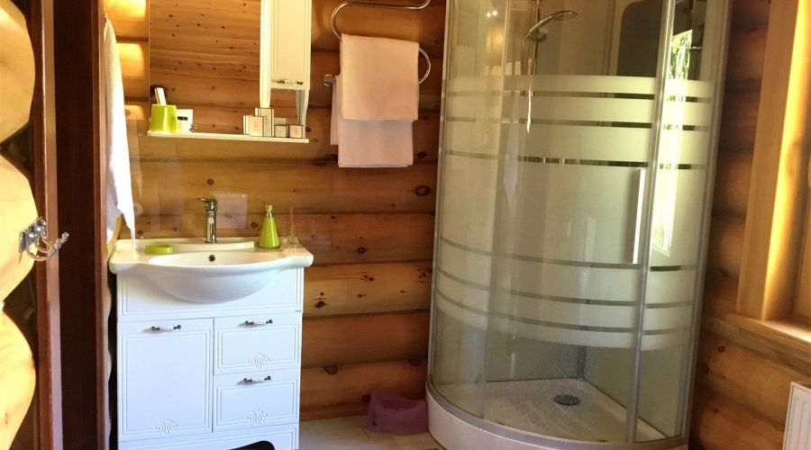 Коттедж с 4 спальнями