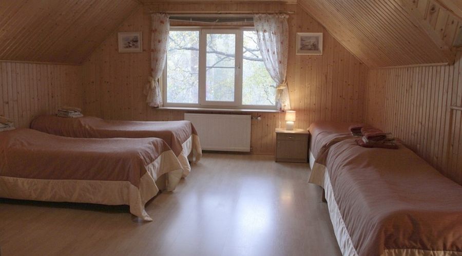 Коттедж с сауной  (7 спален) осн. мест  21+доп. мест 5