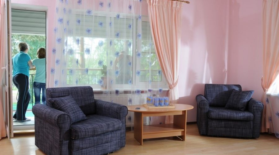 Коттедж с сауной  (7 спален) осн. мест  21+доп. мест 5