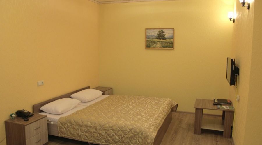 Номер апартаменты с отдельным входом 2-местный с доп. местом