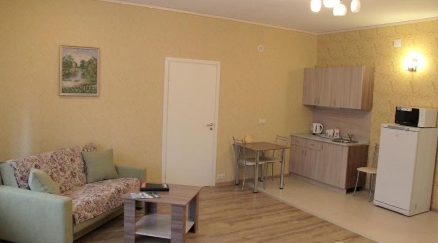 Номер апартаменты с отдельным входом 208 2-комнатный номер с доп. местом