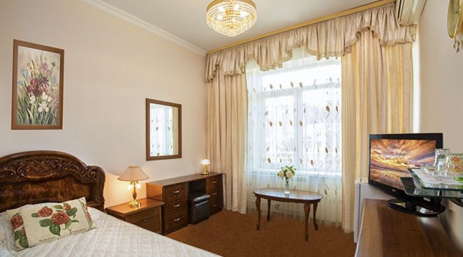 Стандарт 1-комнатный 1-местный с балконом (корпус 8)