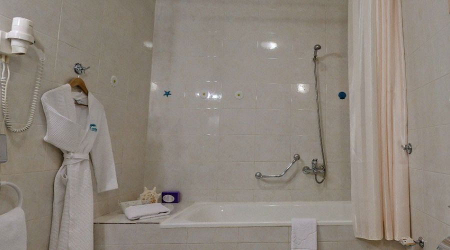 Комфорт семейный 3-комнатный 2-местный (2-я территория)