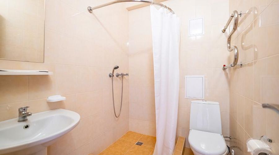 Студия без балкона с мини-кухней