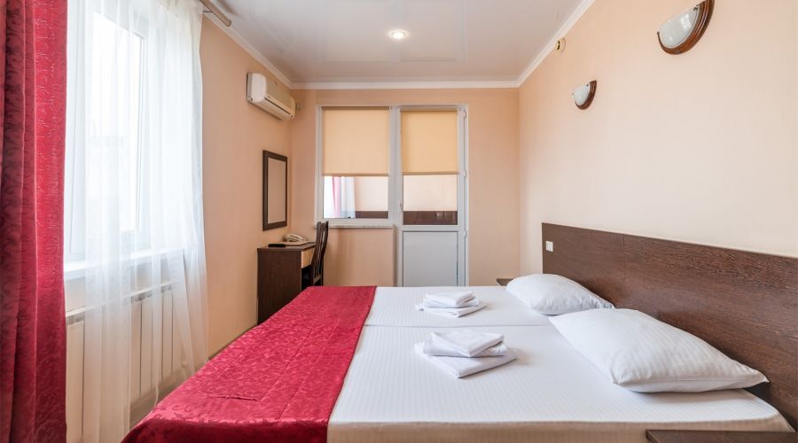 Стандарт 3-местный без балкона