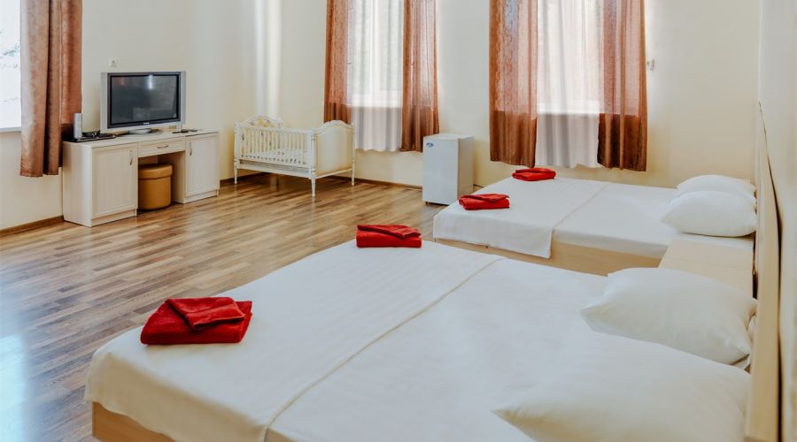 Номер четырехместный )корпус "Ледокол", 1 этаж)