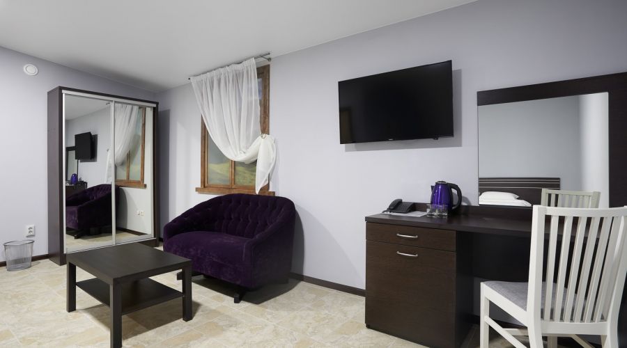 Трехместный  без окон