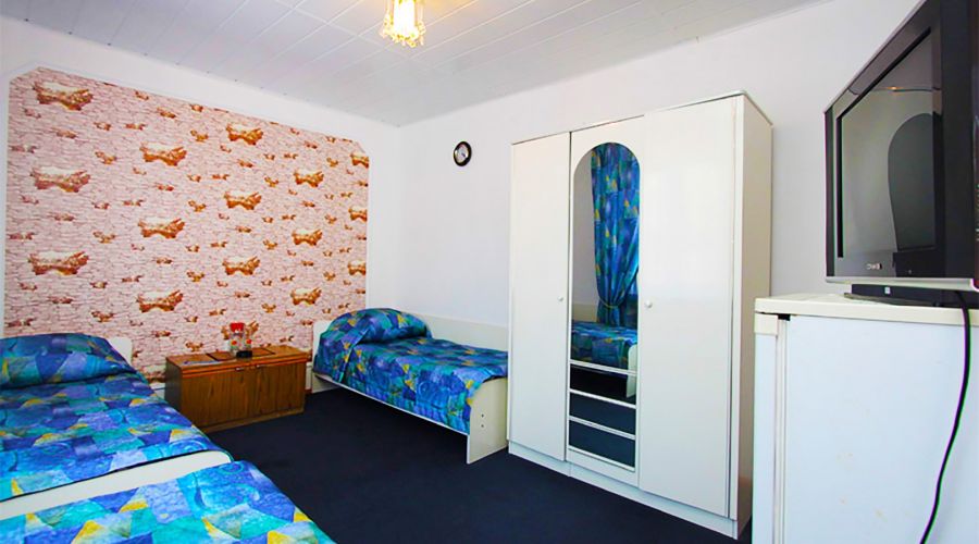 Эконом 3+1 с односпальными кроватями