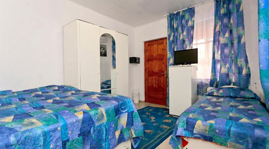 Эконом 3+1 с односпальными кроватями