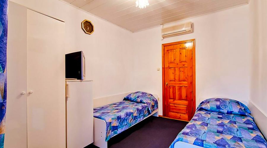 Полулюкс 2+1 с односпальными кроватями