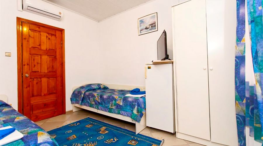 Полулюкс 2+1 с односпальными кроватями