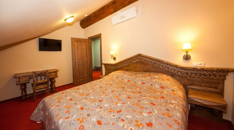 «Люкс» двухкомнатный (Парадный)