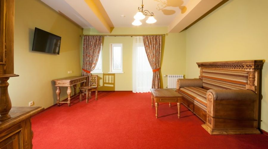 «Семейный» трехкомнатный (Парадный)