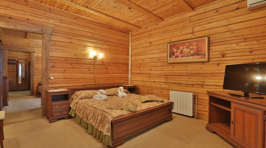 «Люкс» двухкомнатный (Околица)