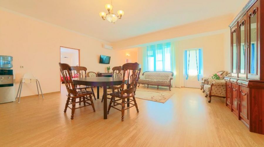 Апартаменты 3-х комнатные