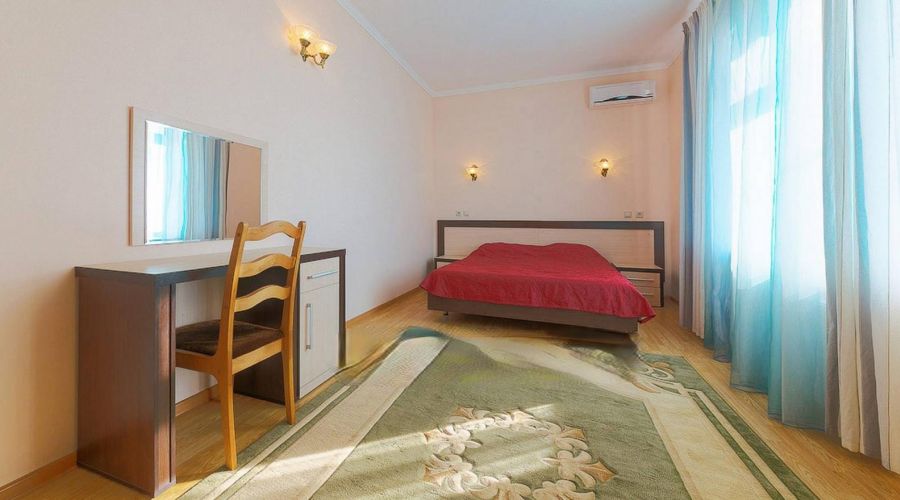 Апартаменты 3-х комнатные