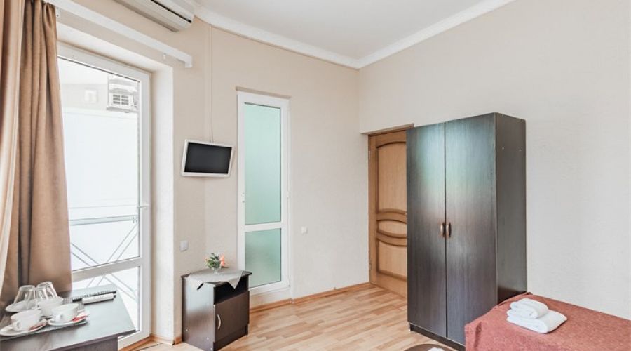 Улучшенный трехместный номер