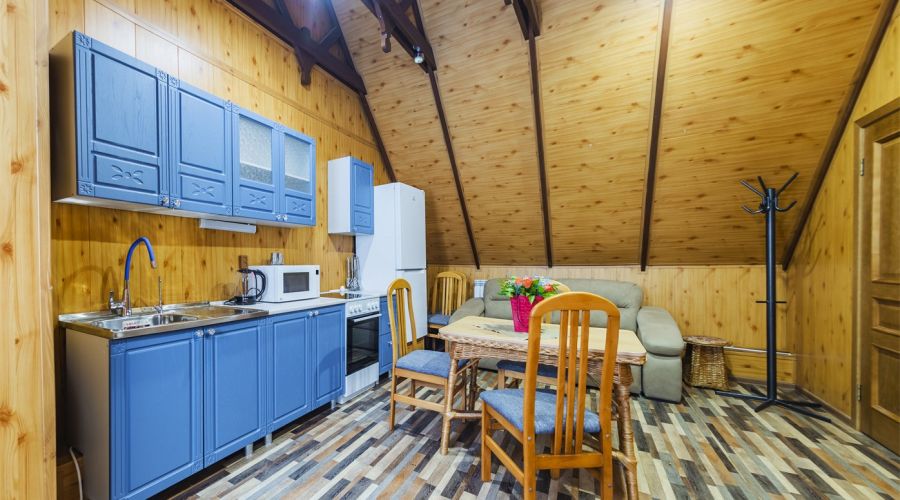 Улучшенный люкс