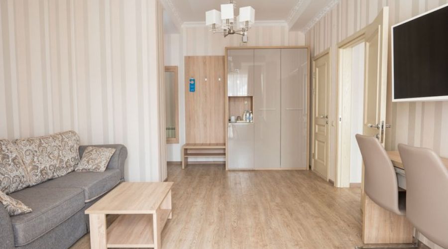 Люкс 3-местный 2-комнатный