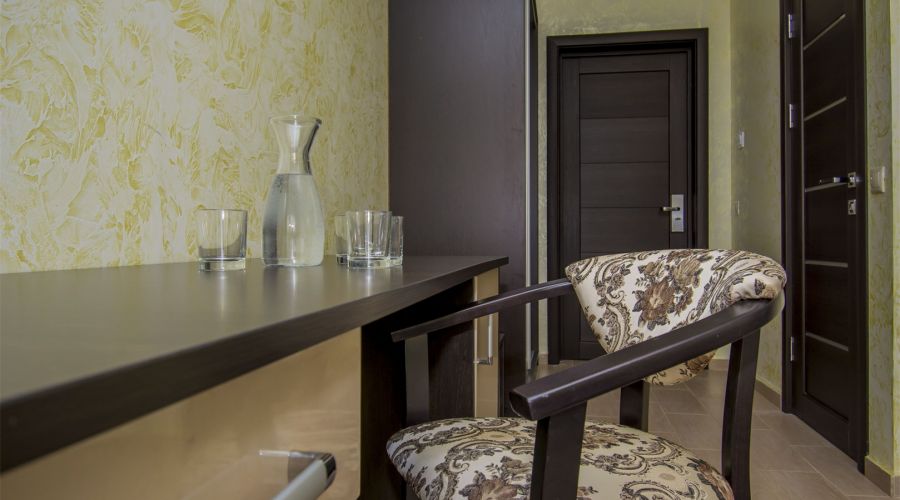 Семейный 4-местный 2-х комнатный с балконом