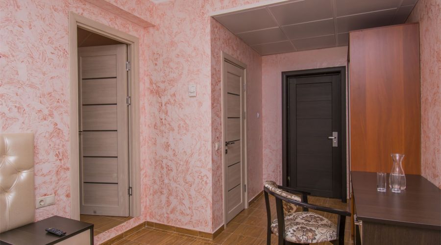 Семейный 5-местный 2-х комнатный с балконом