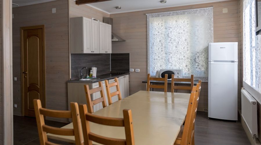 Коттедж "Компания" 8+2