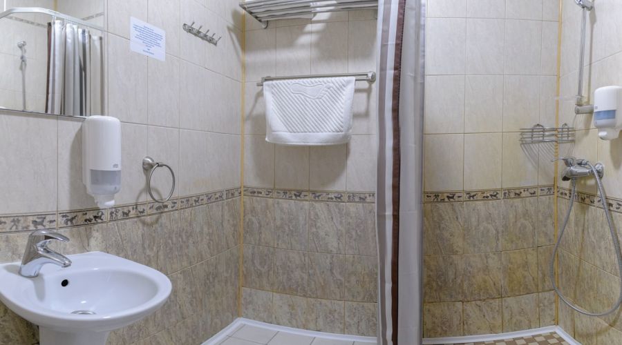 Коттедж "Компания" 8+2