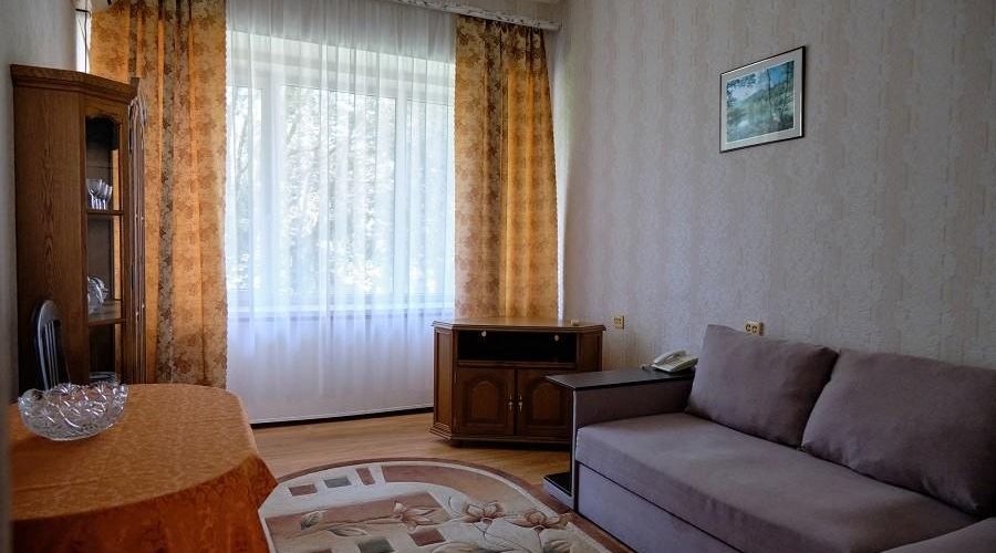 Комфорт двухкомнатный двухместный