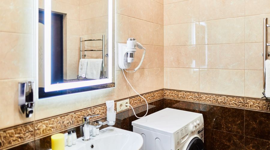 Люкс однокомнатный  (кровать +диван)