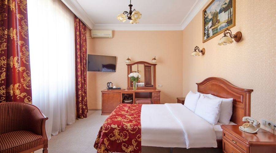 Студио без балкона