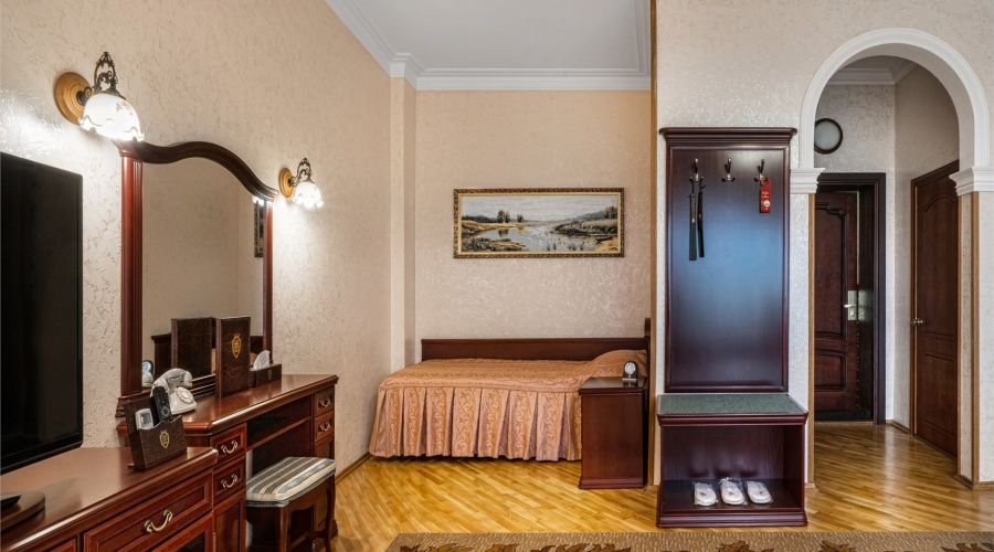 Студио с балконом