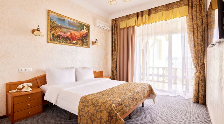 Люкс-Фэмили