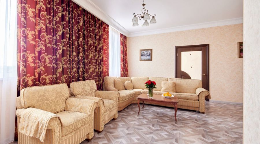 Люкс-Фэмили