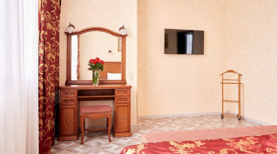 Люкс-Фэмили