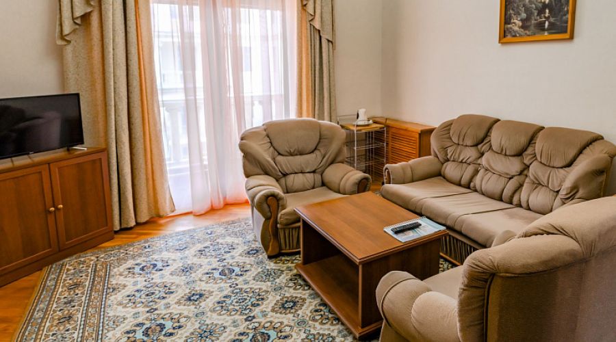 Люкс 2-местный 2-комнатный люкс