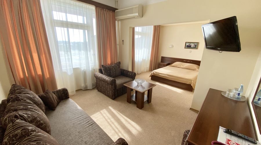 Люкс 2-местный 2-комнатный