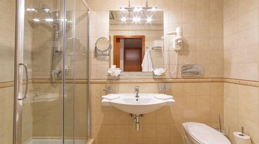 Стандартный 2-местный, вид на город (2 отдельные кровати)