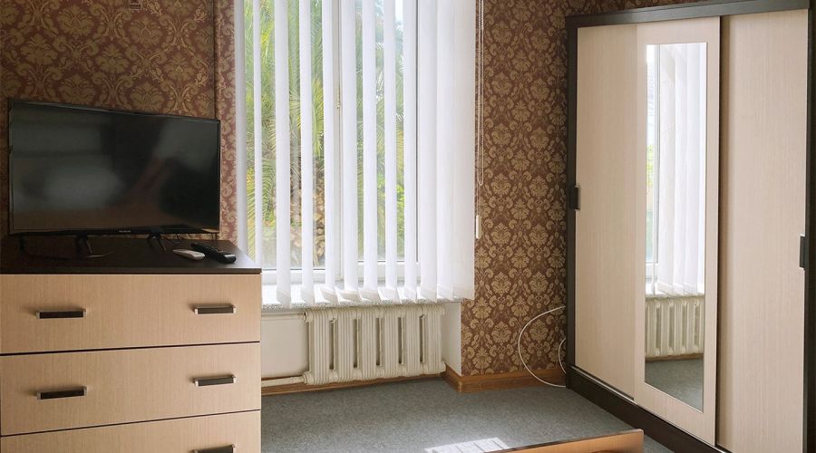 Студия 4-комнатная 7-местная