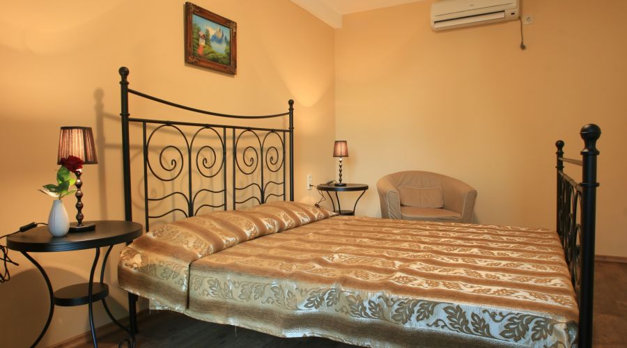 Семейный 4-местный (блок из двух номеров)